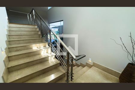Casa de condomínio à venda com 1430m², 4 quartos e 8 vagas