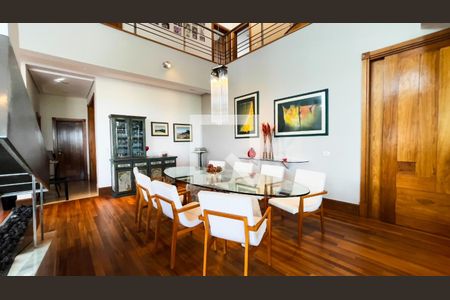 Casa de condomínio à venda com 1430m², 4 quartos e 8 vagas