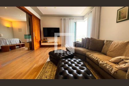 Casa de condomínio à venda com 1430m², 4 quartos e 8 vagas