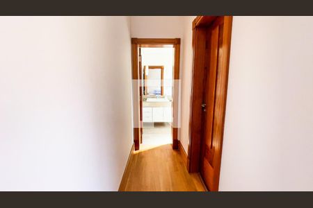 Casa de condomínio à venda com 1430m², 4 quartos e 8 vagas