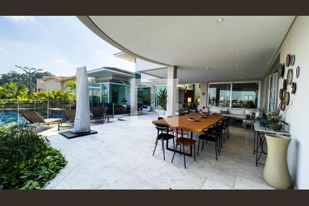 Casa de condomínio à venda com 1430m², 4 quartos e 8 vagas