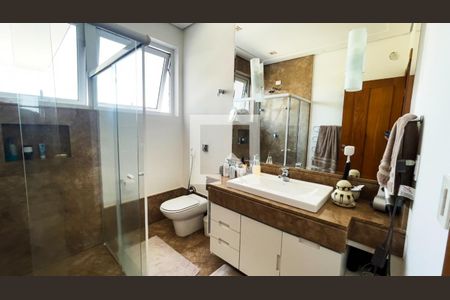 Casa de condomínio à venda com 1430m², 4 quartos e 8 vagas