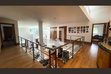 Casa de condomínio à venda com 1430m², 4 quartos e 8 vagas