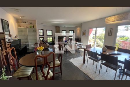 Casa de Condomínio à venda com 4 quartos, 445m² em Alphaville, Santana de Parnaíba