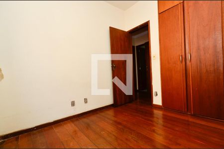 Quarto 1 de apartamento para alugar com 3 quartos, 90m² em São Lucas, Belo Horizonte