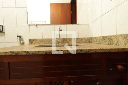 Casa para alugar com 100m², 3 quartos e 1 vagaBanheiro 