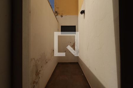 Garagem  de casa para alugar com 3 quartos, 100m² em Parque Anhanguera, Ribeirão Preto