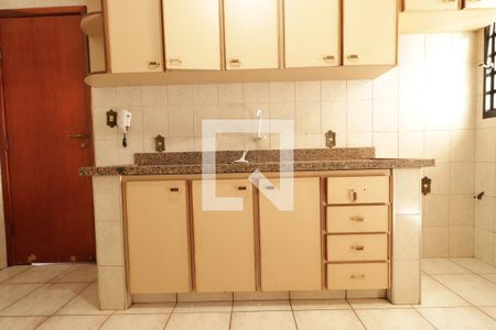 Casa para alugar com 100m², 3 quartos e 1 vagaCozinha 