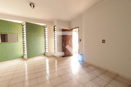 Casa para alugar com 100m², 3 quartos e 1 vagaSala