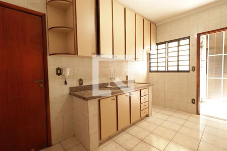 Casa para alugar com 100m², 3 quartos e 1 vagaCozinha 