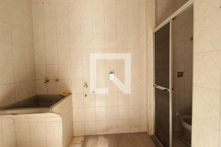 Casa para alugar com 100m², 3 quartos e 1 vagaÁrea de serviço 