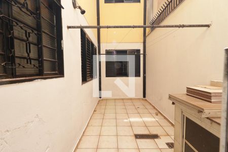 Casa para alugar com 100m², 3 quartos e 1 vagaÁrea de serviço 