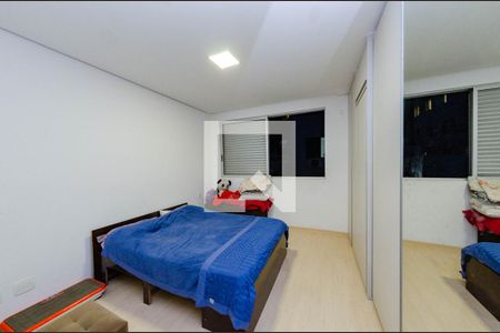 Apartamento à venda com 120m², 4 quartos e 4 vagas Apartamento à venda com 120m², 4 quartos e 4 vagasSuíte 2