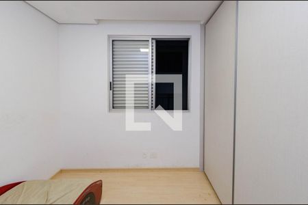Apartamento à venda com 120m², 4 quartos e 4 vagas Apartamento à venda com 120m², 4 quartos e 4 vagasSemi-suíte 2