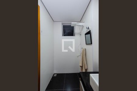 Apartamento à venda com 120m², 4 quartos e 4 vagas Apartamento à venda com 120m², 4 quartos e 4 vagasBanheiro suíte 2