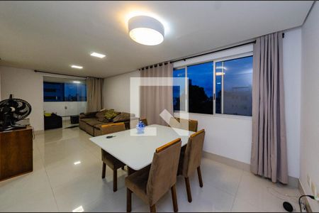 Sala de apartamento à venda com 4 quartos, 120m² em Prado, Belo Horizonte