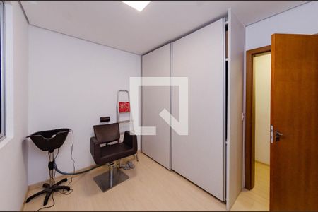 Apartamento à venda com 120m², 4 quartos e 4 vagas Apartamento à venda com 120m², 4 quartos e 4 vagasSuíte 1