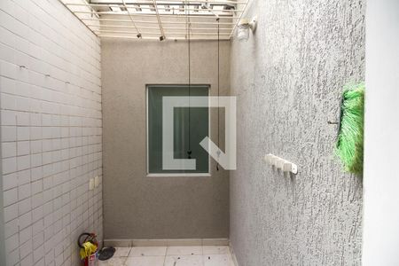 Casa à venda com 150m², 3 quartos e 1 vagaCozinha e área de serviço