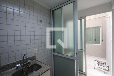 Casa à venda com 150m², 3 quartos e 1 vagaCozinha e área de serviço