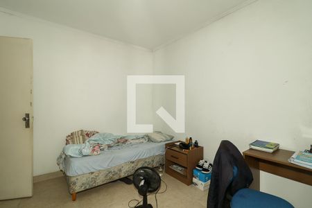 Quarto 2 de casa à venda com 2 quartos, 452m² em Jardim Itu, Porto Alegre