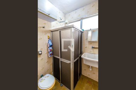 Banheiro de apartamento para alugar com 1 quarto, 30m² em Guilhermina, Praia Grande