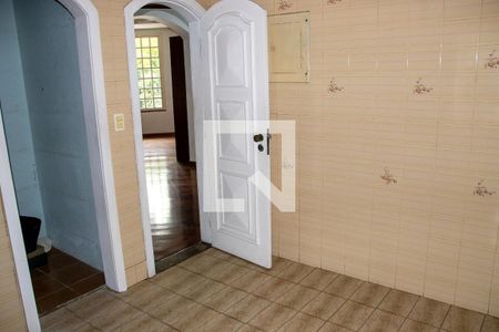 Casa de condomínio à venda com 630m², 5 quartos e 6 vagasCozinha