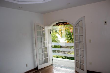 Casa de condomínio à venda com 630m², 5 quartos e 6 vagasQuarto 5