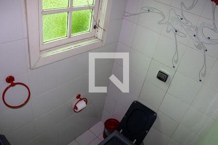 Casa de condomínio à venda com 630m², 5 quartos e 6 vagasBanheiro 3