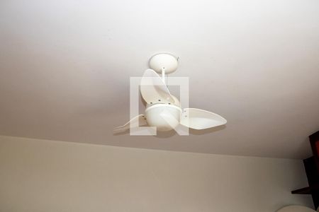 Casa de condomínio à venda com 630m², 5 quartos e 6 vagasQuarto 4