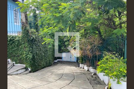 Casa de condomínio à venda com 630m², 5 quartos e 6 vagasFachada