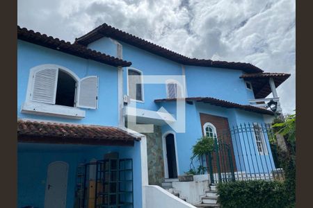 Casa de condomínio à venda com 630m², 5 quartos e 6 vagasFachada