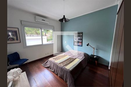 Casa à venda com 3 quartos, 360m² em Chácara Santo Antônio (Zona Sul), São Paulo