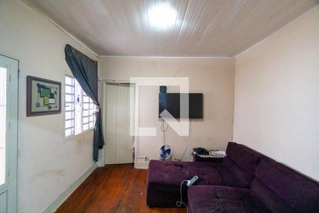 Casa 1 - Sala de casa à venda com 4 quartos, 70m² em Vila da Saúde, São Paulo