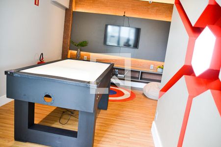 Apartamento para alugar com 55m², 2 quartos e 1 vagaÁrea comum