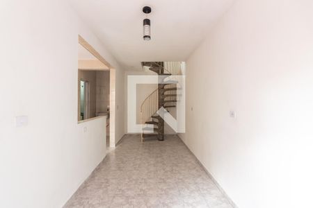 Sala  de casa para alugar com 2 quartos, 75m² em Cipava, Osasco