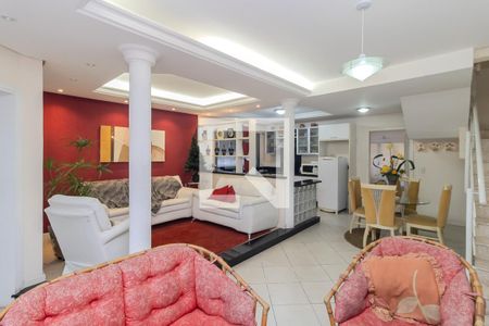 Sala/Cozinha de casa à venda com 4 quartos, 300m² em Igara, Canoas