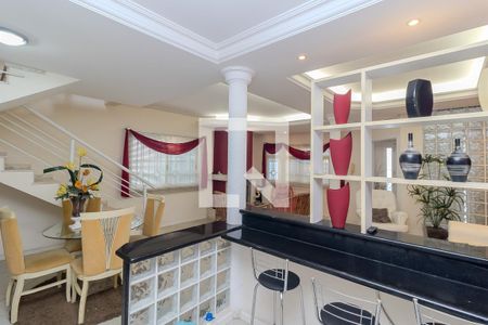 Sala/Cozinha de casa à venda com 4 quartos, 300m² em Igara, Canoas