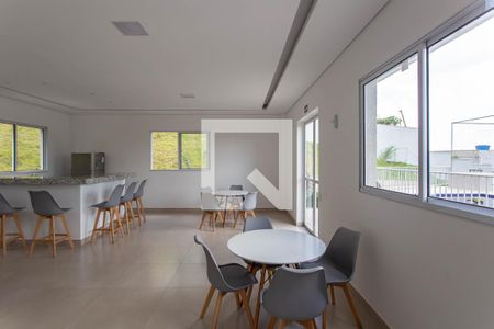 Apartamento para alugar com 44m², 2 quartos e 1 vaga Apartamento para alugar com 44m², 2 quartos e 1 vagaÁrea comum - Salão de festas