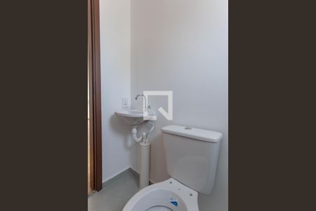 Apartamento para alugar com 44m², 2 quartos e 1 vaga Apartamento para alugar com 44m², 2 quartos e 1 vagaBanheiro