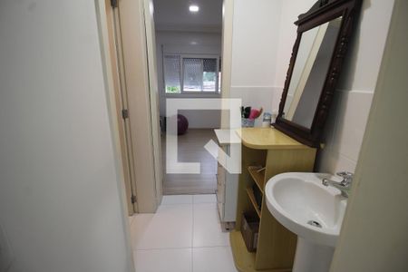 Casa à venda com 223m², 3 quartos e 5 vagasBanheiro da Suíte 1-2