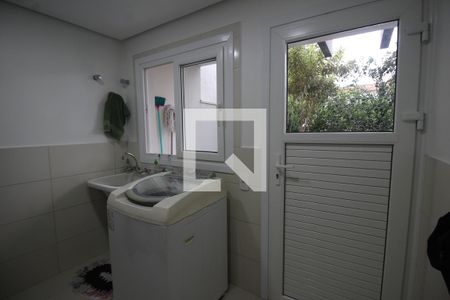 Casa à venda com 223m², 3 quartos e 5 vagasLavanderia