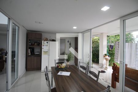 Casa à venda com 223m², 3 quartos e 5 vagasCozinha