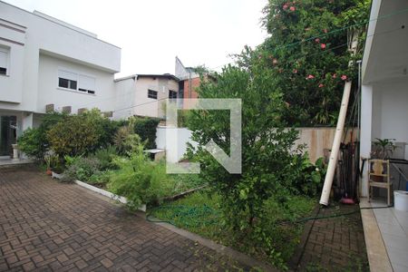 Casa à venda com 223m², 3 quartos e 5 vagasÁrea Verde