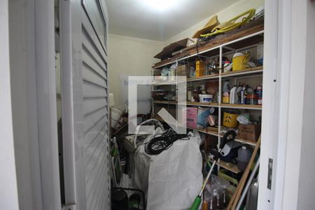 Casa à venda com 223m², 3 quartos e 5 vagasDepósito