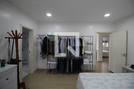 Casa à venda com 223m², 3 quartos e 5 vagasSuíte 3