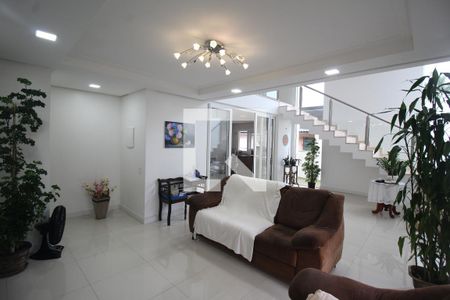 Sala de casa à venda com 3 quartos, 223m² em Igara, Canoas