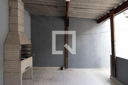 Casa à venda com 240m², 3 quartos e 2 vagas Casa à venda com 240m², 3 quartos e 2 vagasÁrea de Serviço