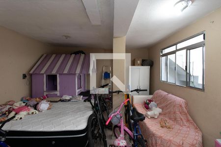 Casa à venda com 240m², 3 quartos e 2 vagas Casa à venda com 240m², 3 quartos e 2 vagasEdícula