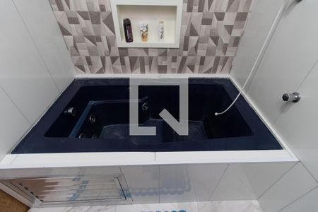 Casa à venda com 240m², 3 quartos e 2 vagas Casa à venda com 240m², 3 quartos e 2 vagasBanheiro da Suíte