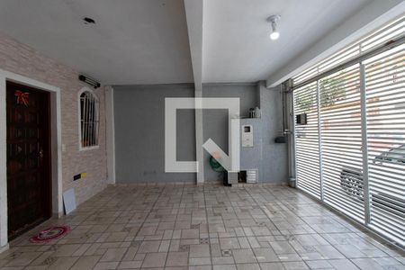 Casa à venda com 240m², 3 quartos e 2 vagas Casa à venda com 240m², 3 quartos e 2 vagasGaragem